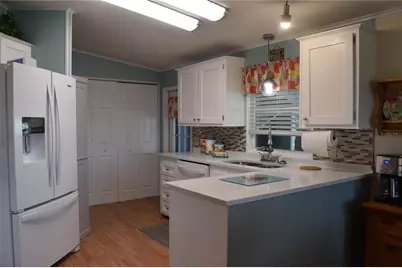 37530 Poco Avenue, Zephyrhills, FL 33541 - Photo 15