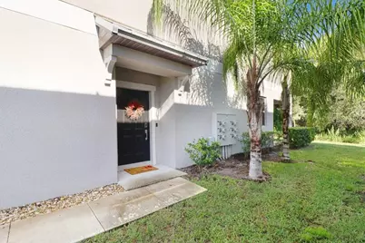 9536 Pembrooke Pines Drive, Sun City Center, FL 33573 - Photo 11