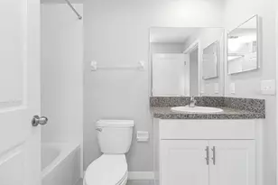 9536 Pembrooke Pines Dr, Sun City Center, FL 33573 - Photo 39