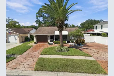 16012 Saddlestring Drive, Tampa, FL 33618 - Photo 3