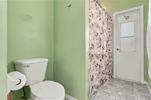 114 SE 8th St, Cape Coral, FL 33990 - Photo 23