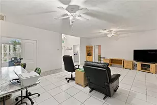 114 SE 8th St, Cape Coral, FL 33990 - Photo 9