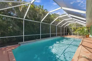 114 SE 8th St, Cape Coral, FL 33990 - Photo 5