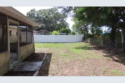 2527 21st Avenue SW, Largo, FL 33774 - Photo 21
