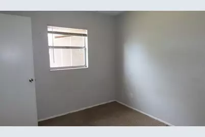 2527 21st Avenue SW, Largo, FL 33774 - Photo 11