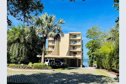 602 Lime Avenue #303, Clearwater, FL 33756 - Photo 3