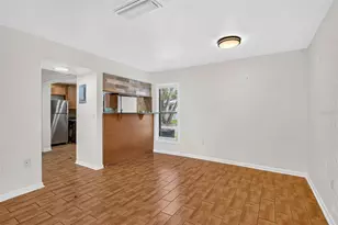 5627 Ashley Oaks Dr, Tampa, FL 33617 - Photo 11
