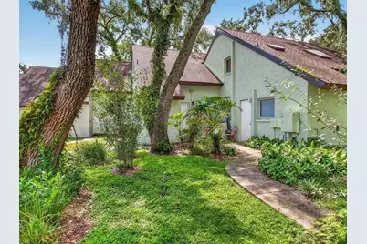 5627 Ashley Oaks Drive #2, Tampa, FL 33617 - Photo 1