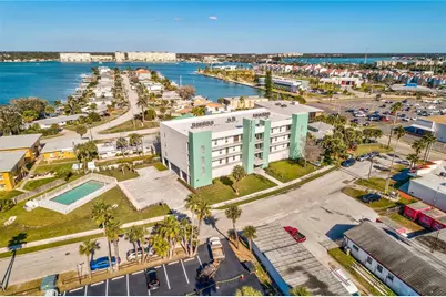 15305 1st Street E #305, Madeira Beach, FL 33708 - Photo 27