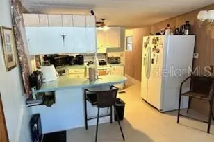 1611 Blue Lake Dr, Lakeland, FL 33801 - Photo 5