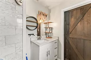 2026 10th St S, Saint Petersburg, FL 33705 - Photo 21
