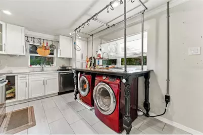 2026 10th Street S, Saint Petersburg, FL 33705 - Photo 9
