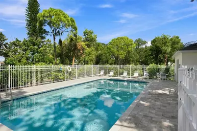 13710 Forest Lake Drive, Largo, FL 33771 - Photo 31