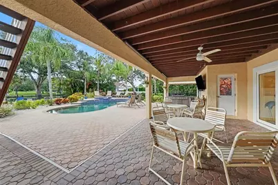 1021 W Henry Avenue, Tampa, FL 33604 - Photo 41