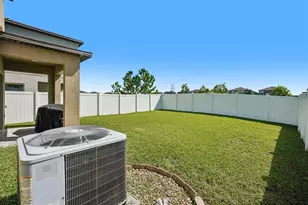 4714 Ron Eddie Pl, Tampa, FL 33619 - Photo 37