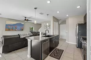 4714 Ron Eddie Pl, Tampa, FL 33619 - Photo 15