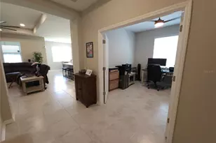 9342 Crescent Ray Dr, Wesley Chapel, FL 33545 - Photo 17