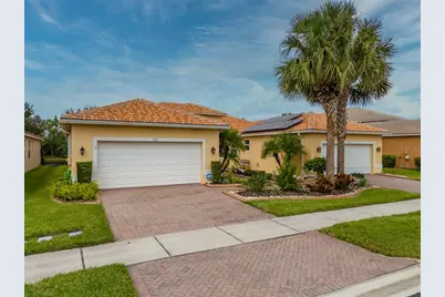 15717 Aurora Lake Circle, Wimauma, FL 33598 - Photo 1
