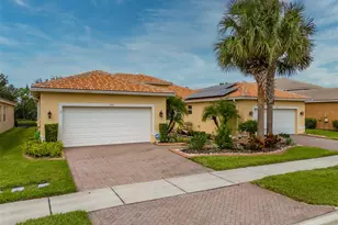 15717 Aurora Lake Cir, Wimauma, FL 33598 - Photo 1
