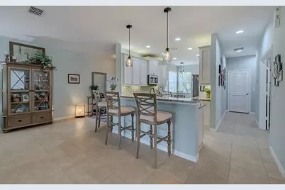15717 Aurora Lake Circle, Wimauma, FL 33598 - Photo 9