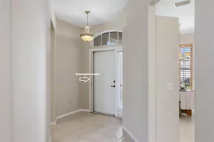 8138 Victoria Falls Cir, Sarasota, FL 34243 - Photo 3
