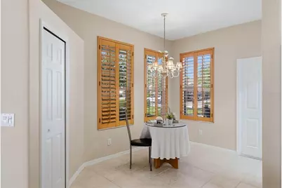 8138 Victoria Falls Circle, Sarasota, FL 34243 - Photo 13