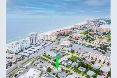 113 174th Avenue E #B, Redington Shores, FL 33708 - Photo 1