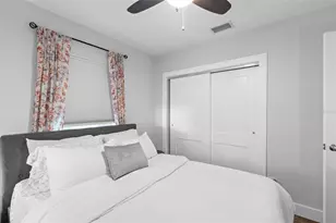 3501 Boca Ciega Dr N, Saint Petersburg, FL 33710 - Photo 17