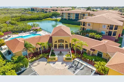 4333 Bayside Village Drive #320, Tampa, FL 33615 - Photo 3