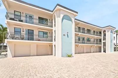 11901 Lagoon Lane #202, Treasure Island, FL 33706 - Photo 7