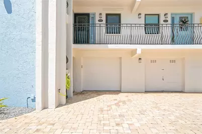 11901 Lagoon Lane #202, Treasure Island, FL 33706 - Photo 9