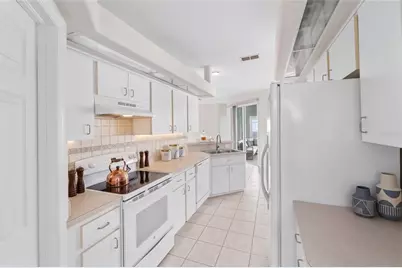 7040 Frascati Loop, Wesley Chapel, FL 33544 - Photo 11