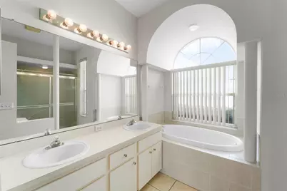 7040 Frascati Loop, Wesley Chapel, FL 33544 - Photo 31