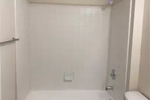 18123 Sterling Gate Cir, Tampa, FL 33647 - Photo 23