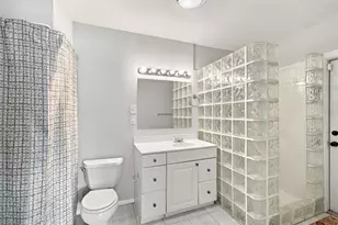 5625 Atlantic Ave N, Saint Petersburg, FL 33703 - Photo 27