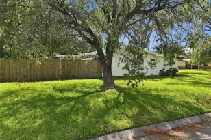 5625 Atlantic Ave N, Saint Petersburg, FL 33703 - Photo 39