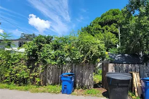 546 35th Ave N, Saint Petersburg, FL 33704 - Photo 11