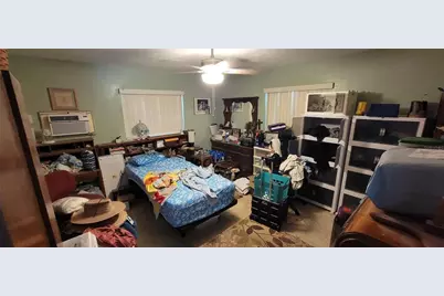 546 35th Avenue N, Saint Petersburg, FL 33704 - Photo 13