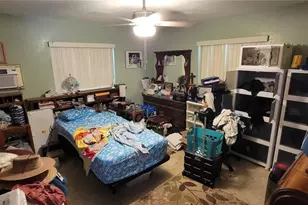 546 35th Ave N, Saint Petersburg, FL 33704 - Photo 13