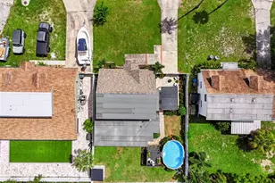 6660 27th Way N, Saint Petersburg, FL 33702 - Photo 9