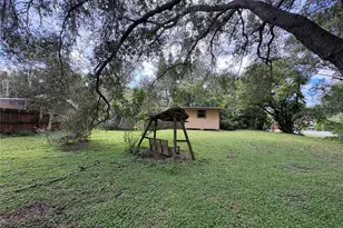 102 13th St SE, Ruskin, FL 33570 - Photo 11