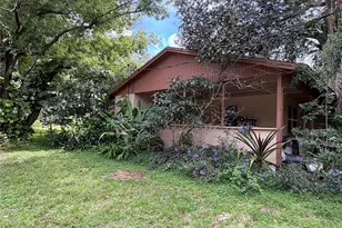 102 13th St SE, Ruskin, FL 33570 - Photo 5