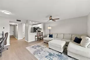 106 1st St E, Tierra Verde, FL 33715 - Photo 7