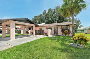 7294 55th Ave N, Saint Petersburg, FL 33709 - Photo 5