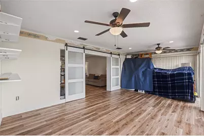 385 Club Manor Drive, Sun City Center, FL 33573 - Photo 15