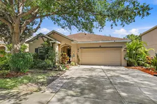 11241 Belle Haven Dr, New Port Richey, FL 34654 - Photo 1
