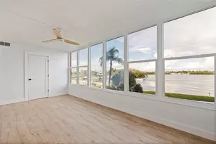1847 Shore Dr S, South Pasadena, FL 33707 - Photo 11