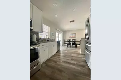 8024 Candlewoode Drive, Largo, FL 33773 - Photo 33