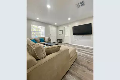 8024 Candlewoode Drive, Largo, FL 33773 - Photo 31