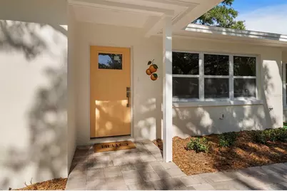 786 Manor Drive W, Dunedin, FL 34698 - Photo 3
